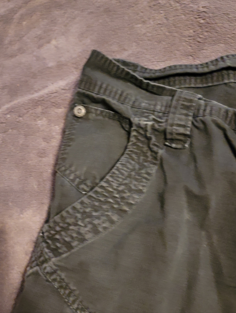 Route 66 Black Waistband Cargo Shorts. Size 30 - Picture 5 of 7